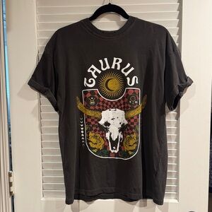 NWOT Girl Dangerous Taurus Horoscope Band Tee Size XS